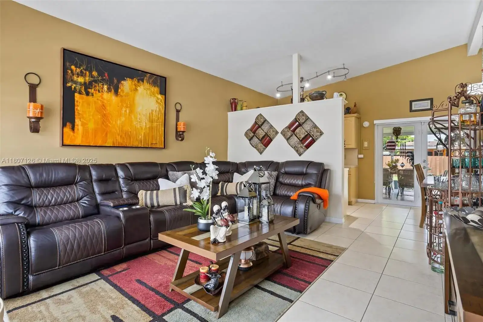 881 NW 177th Ter, Miami Gardens FL 33169 photo 3