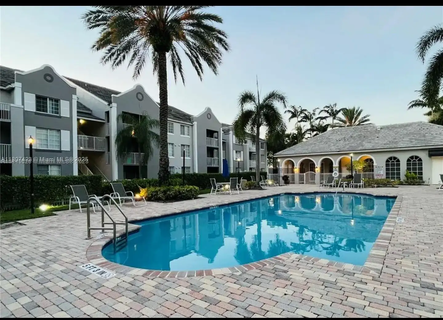 11185 SW 6th St # 103, Pembroke Pines FL 33025 photo 3