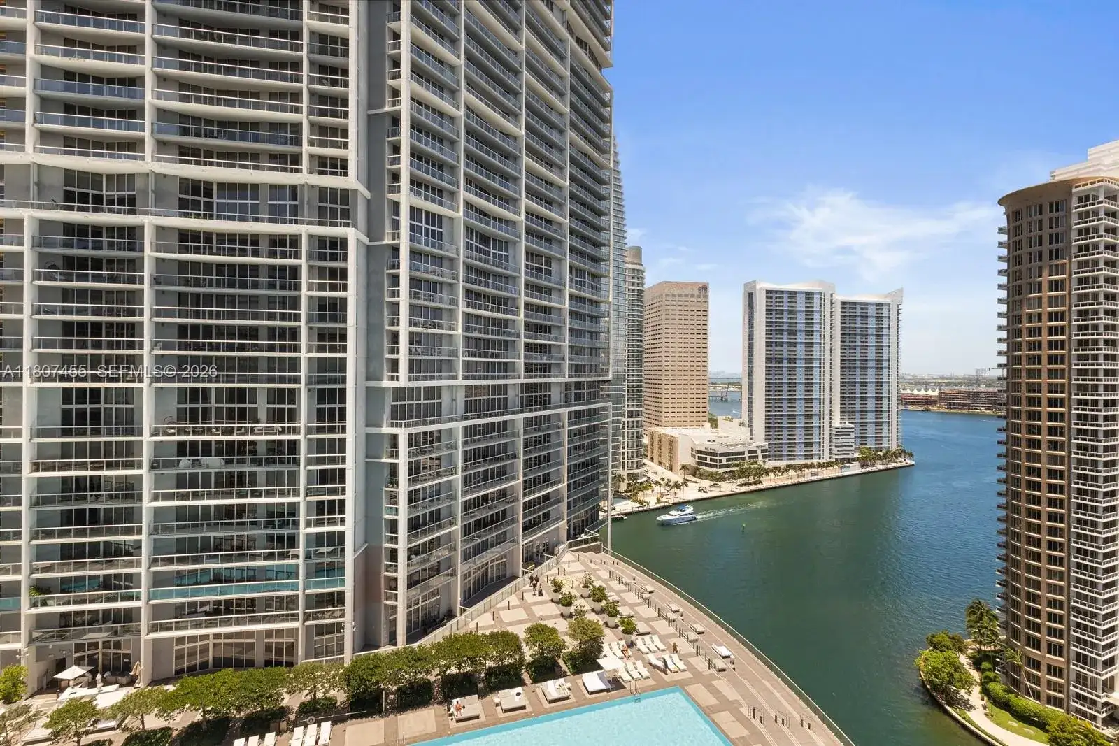 495 Brickell Ave # 2304, Miami FL 33131 photo 2
