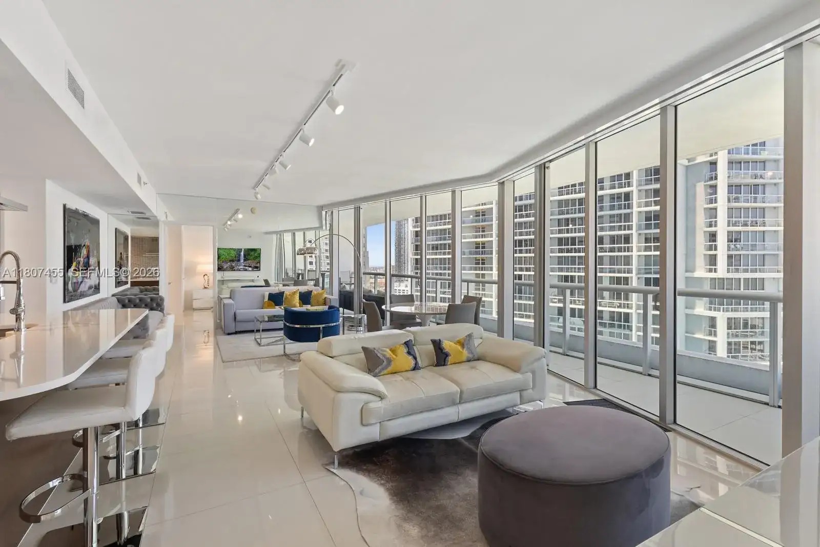 495 Brickell Ave # 2304, Miami FL 33131 photo 5