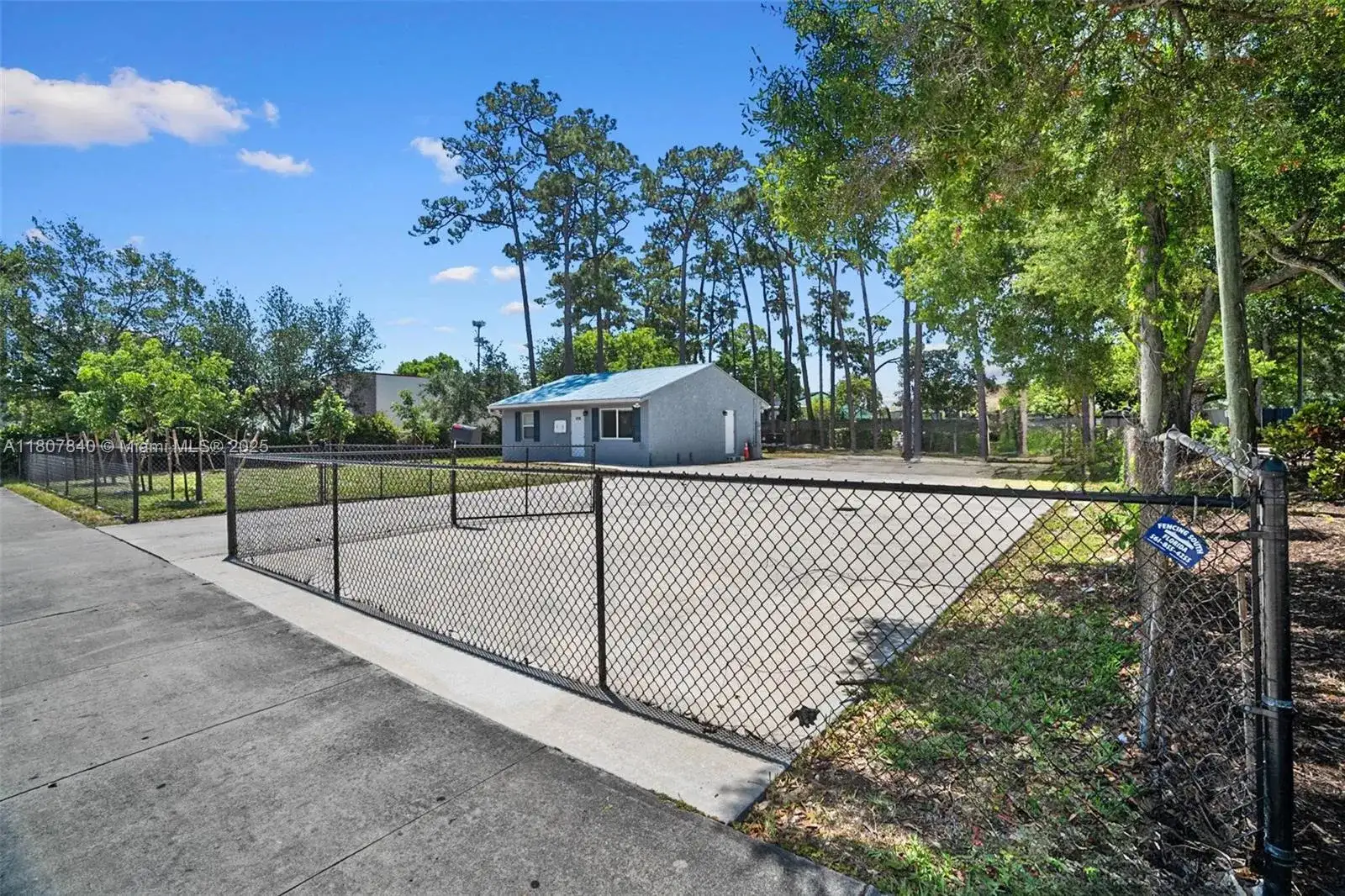 4736 Lake Worth Rd, Green Acres FL 33463 photo 2