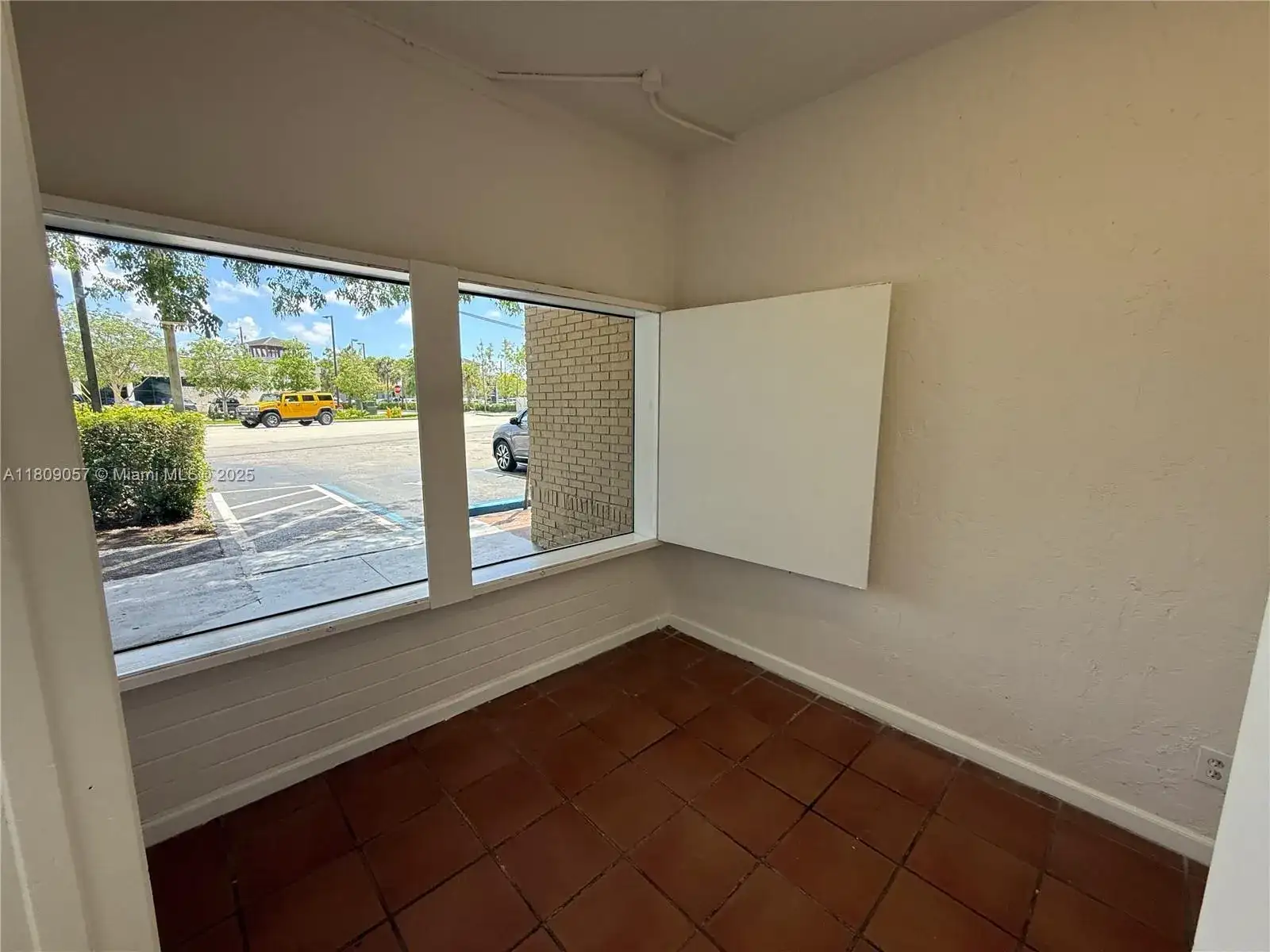 8320 SW 124th St, Pinecrest FL 33156 photo 5