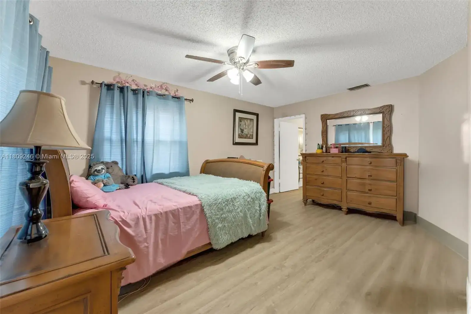 10813 SW 158th Ln, Miami FL 33157 photo 5