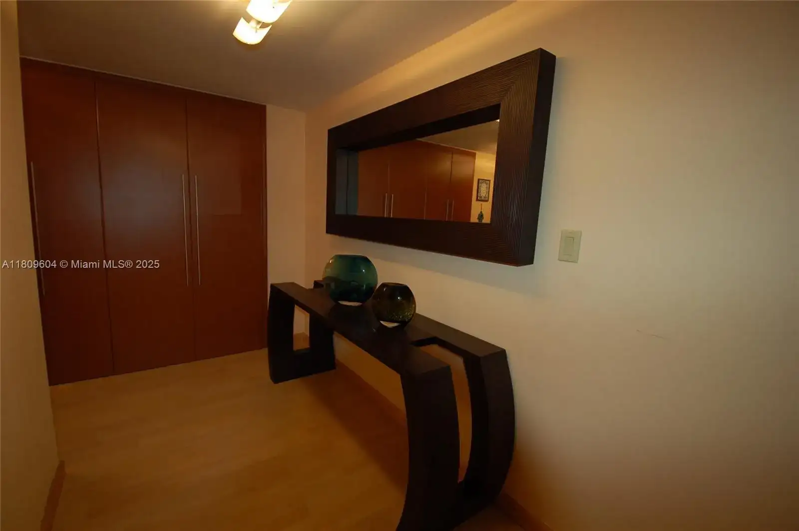 8877 Collins Ave # 507, Surfside FL 33154 photo 2