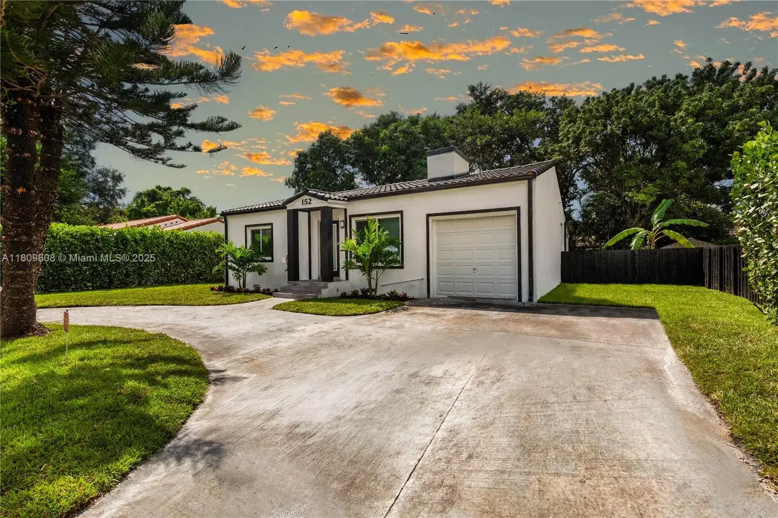 152 NW 103rd St, Miami Shores FL 33150 photo 2
