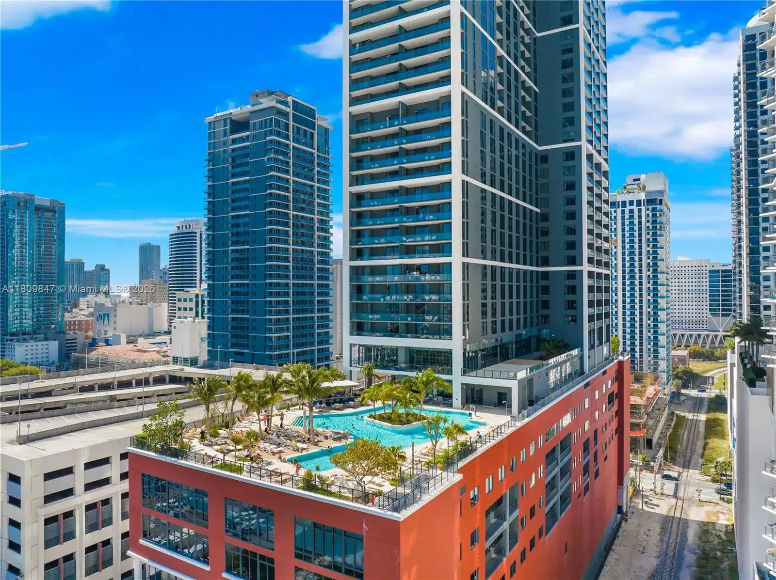 159 NE 6th St # 3005, Miami FL 33132 photo 3