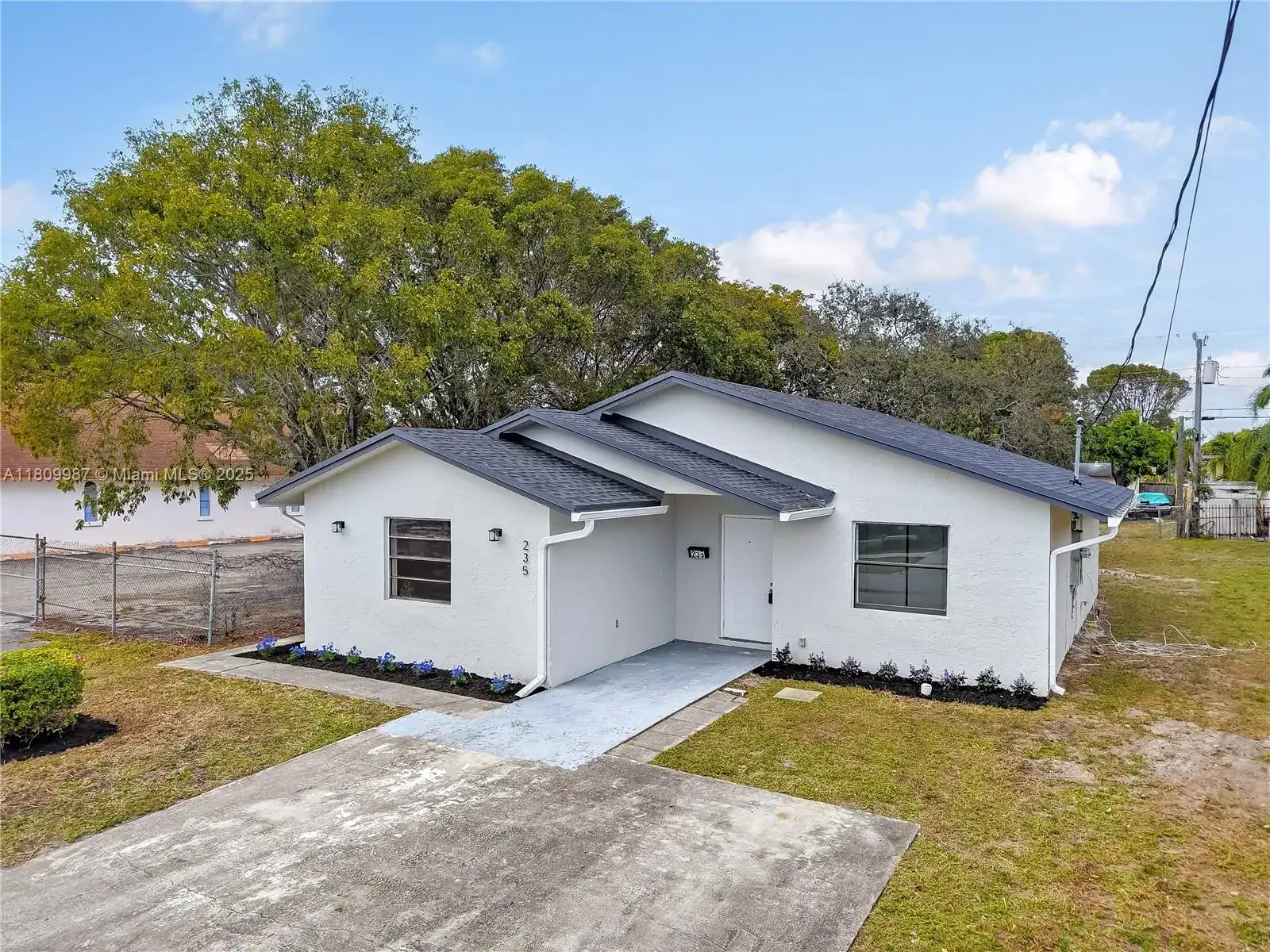 235 SW 3rd Ct, Deerfield Beach FL 33441 photo 5