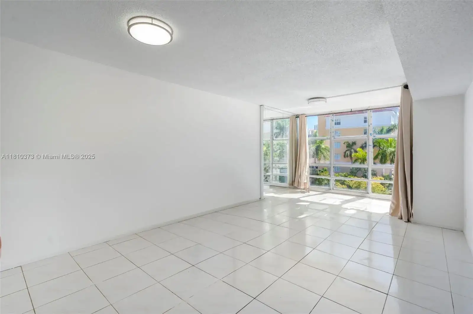 210 172nd St, Sunny Isles Beach FL 33160 photo 5