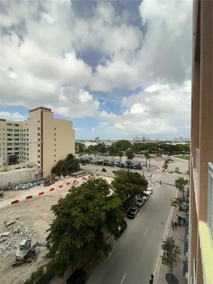 244 Biscayne Blvd # 643, Miami FL 33132 photo 3