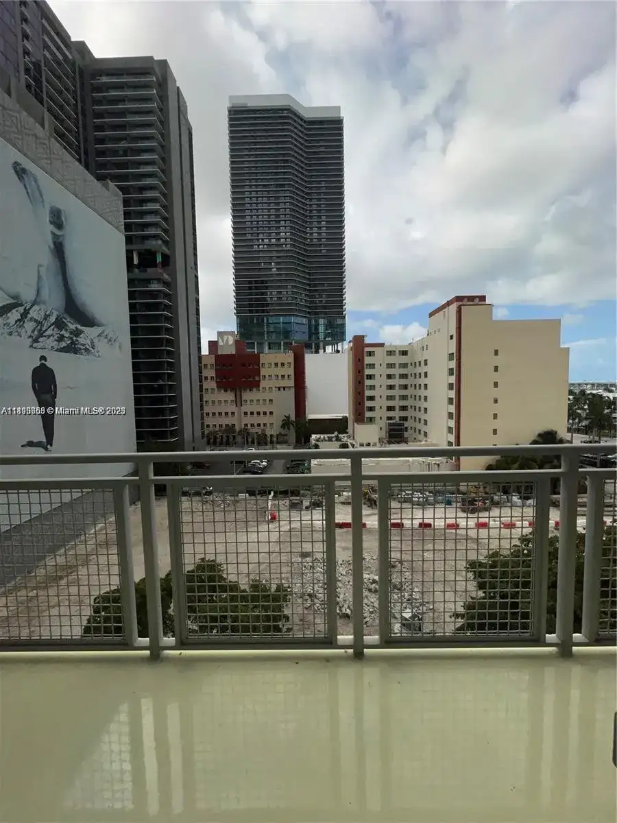 244 Biscayne Blvd # 643, Miami FL 33132 photo 5