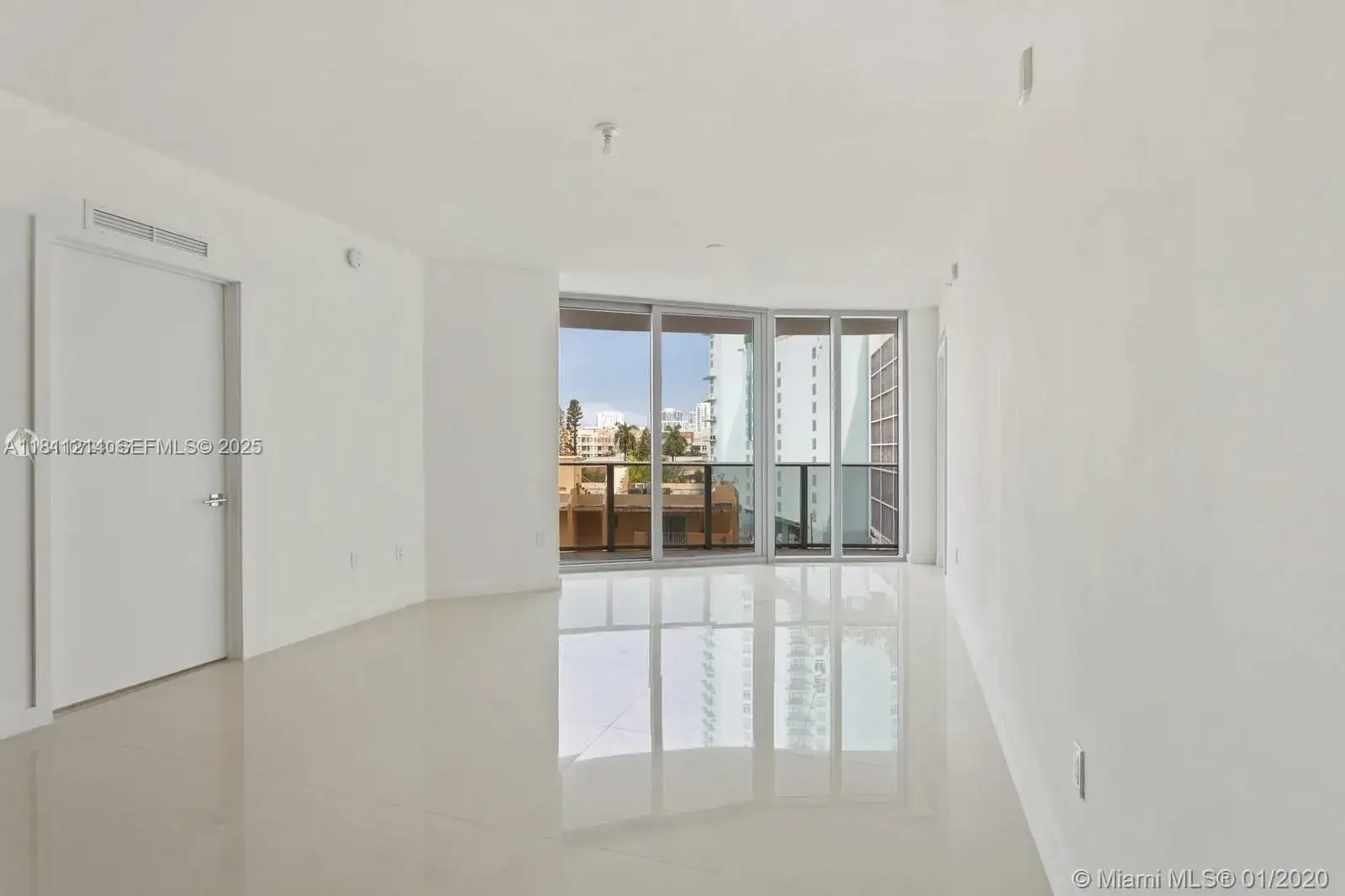 488 NE 18th St # 501, Miami FL 33132 photo 2