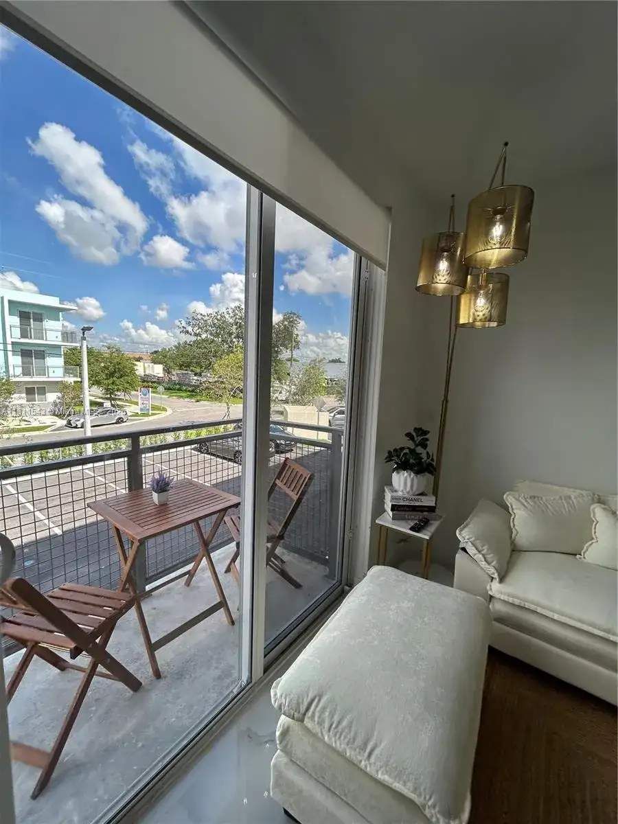 1010 SW 69th Ave # 104, Miami FL 33144 photo 5