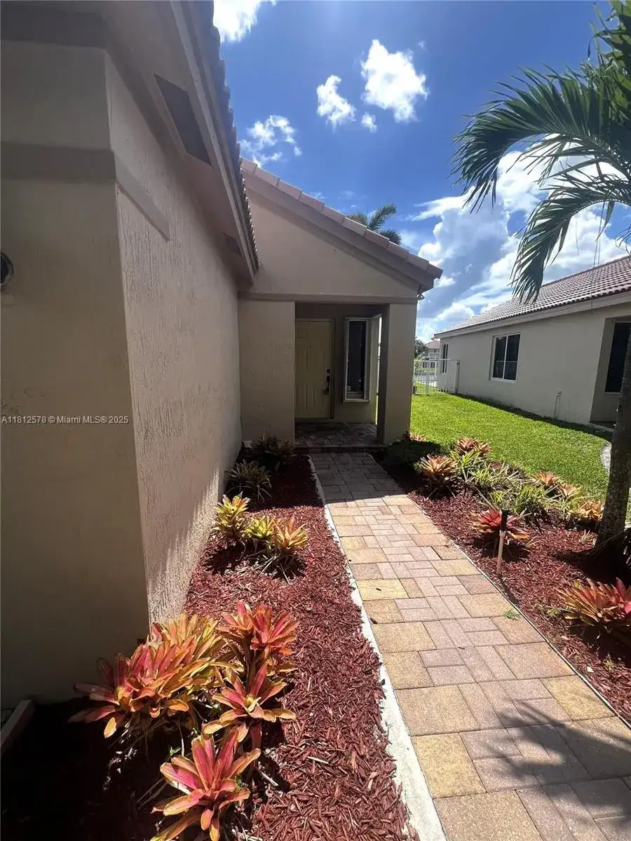 4481 Dogwood Cir # 4481, Weston FL 33331 photo 4