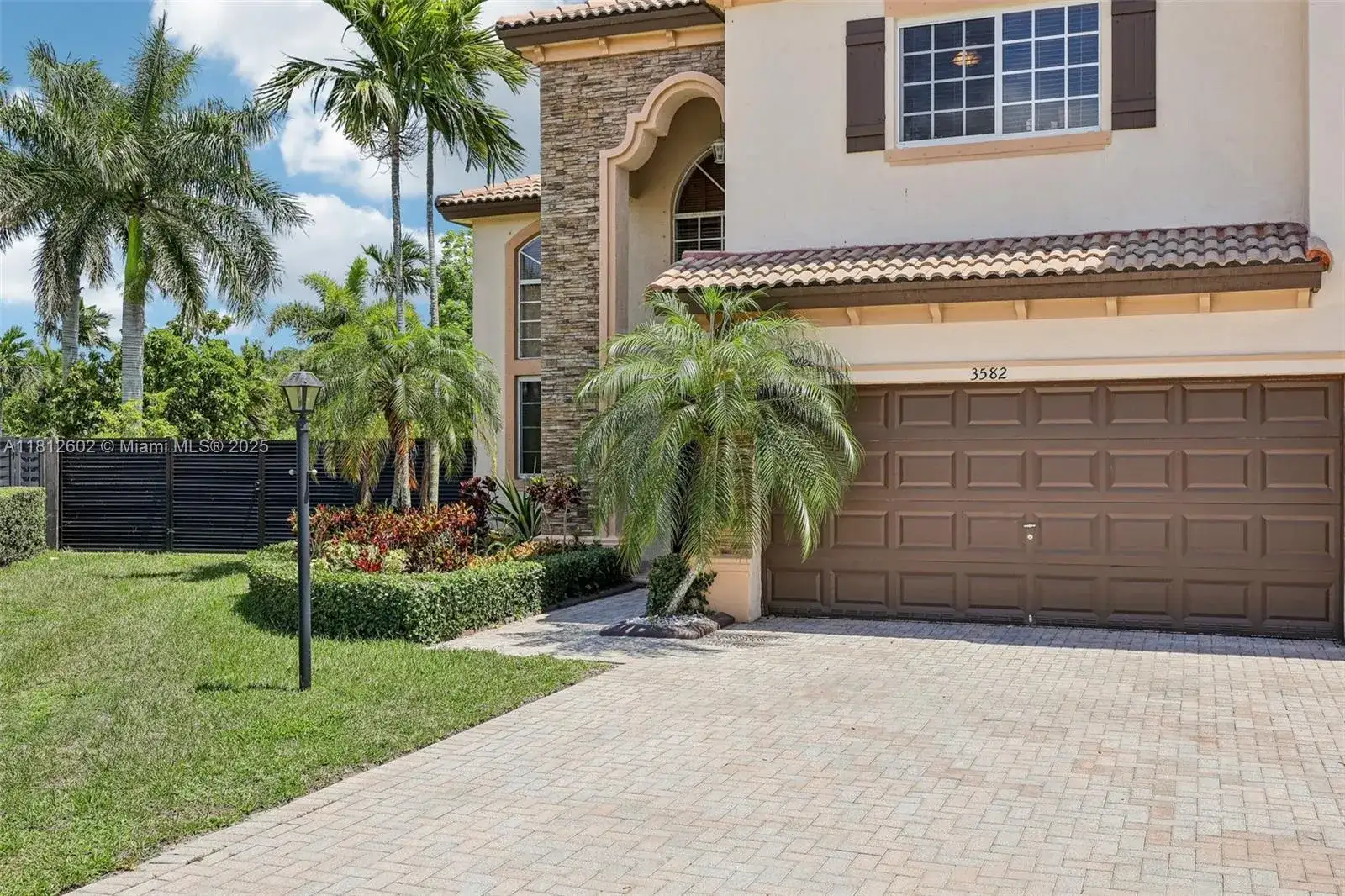 3582 NE 9th St, Homestead FL 33033 photo 3