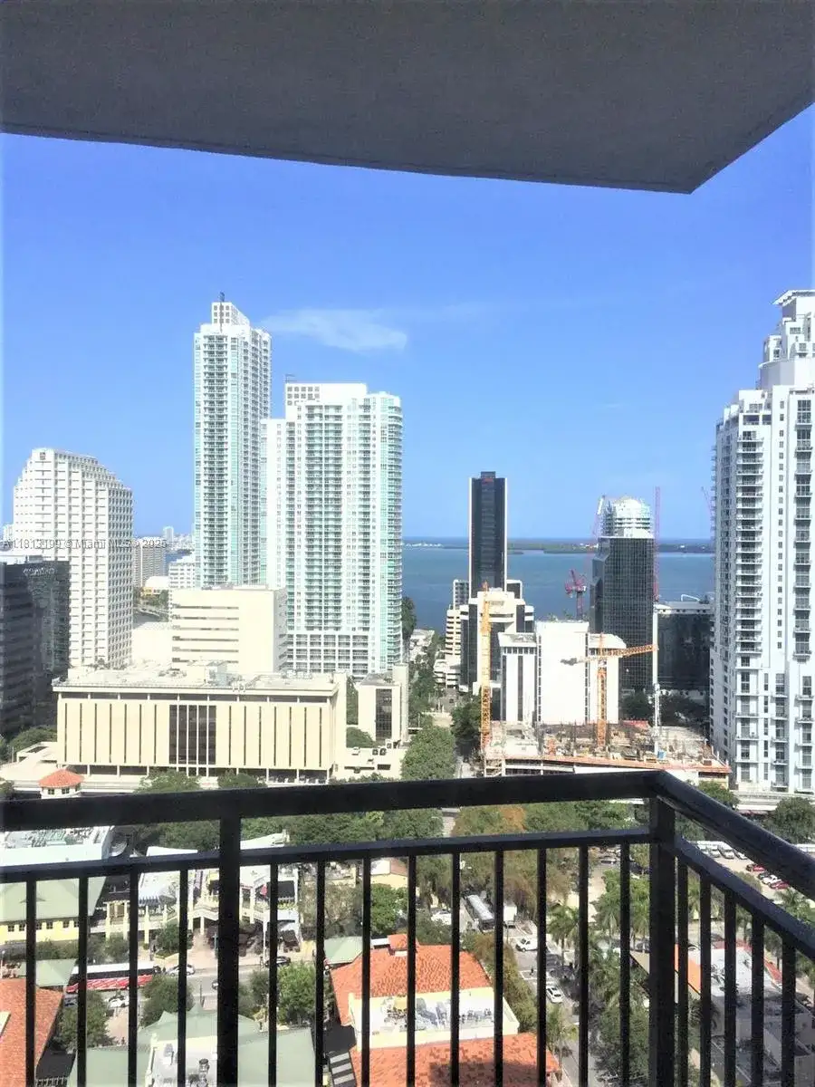 999 SW 1st Ave # 2508, Miami FL 33130 photo 5