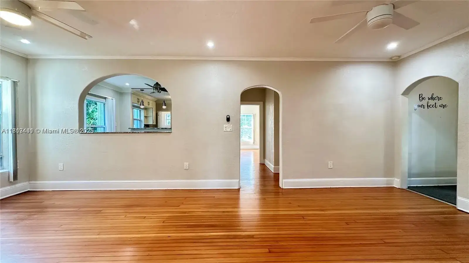 10538 NE 4th Ave, Miami Shores FL 33138 photo 4