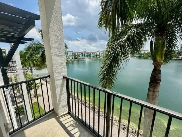 4640 NW 84th Ave # 41, Doral FL 33166 photo 2