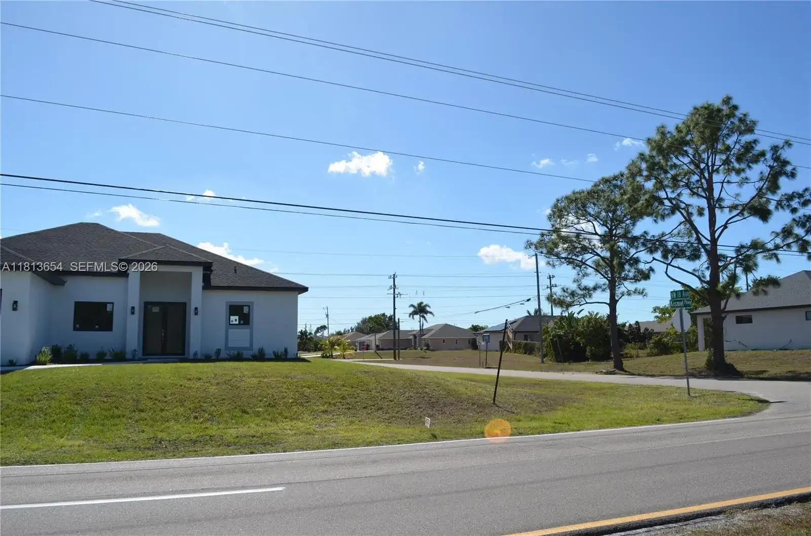 1728 Kismet Pkwy W, Cape Coral FL 33993 photo 2