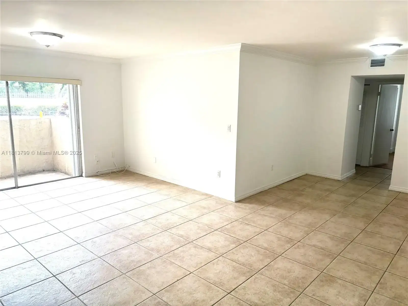 7705 SW 86th St # 111, Miami FL 33143 photo 2