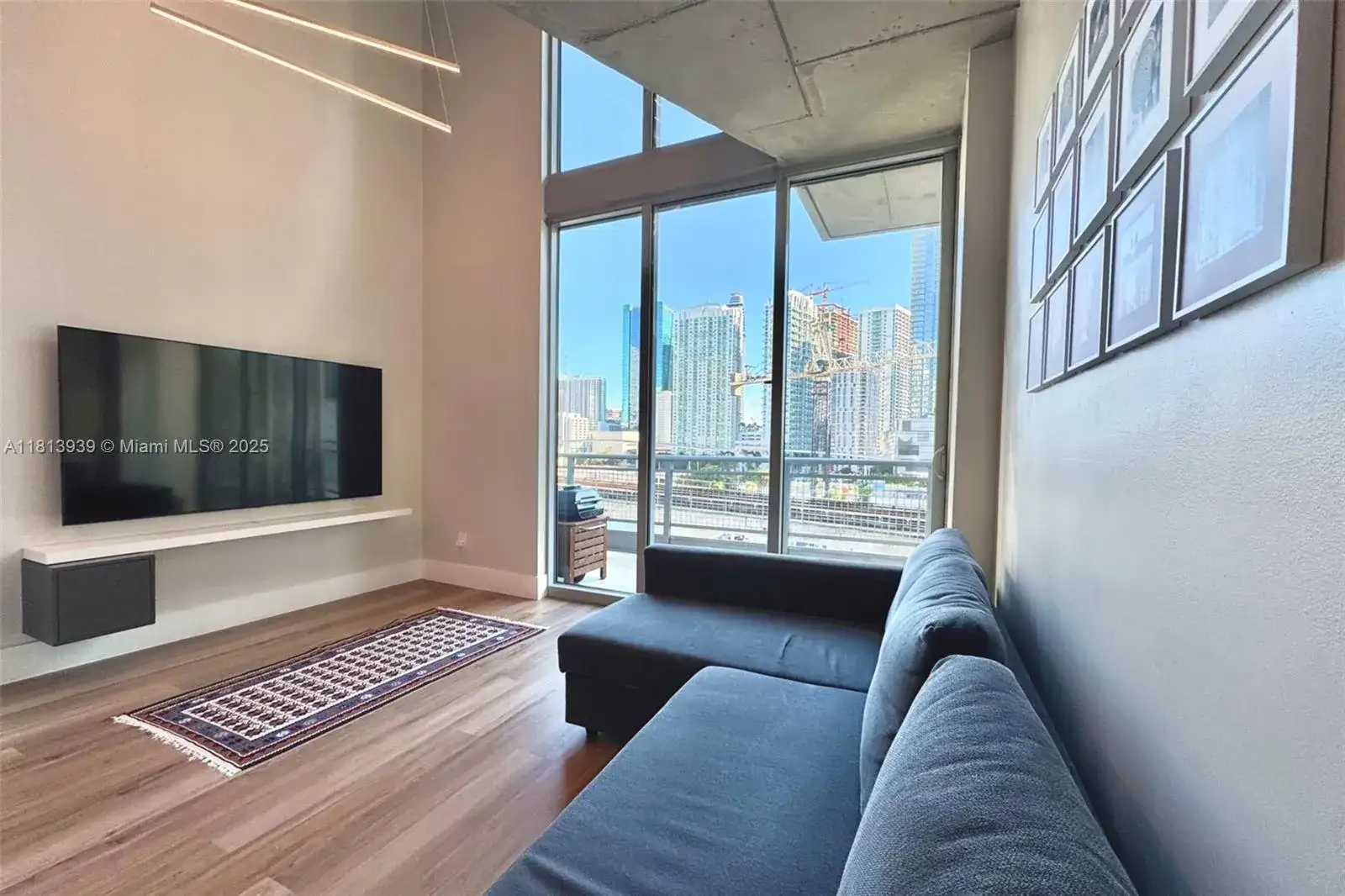 690 SW 1st Ct # 1006, Miami FL 33130 photo 3
