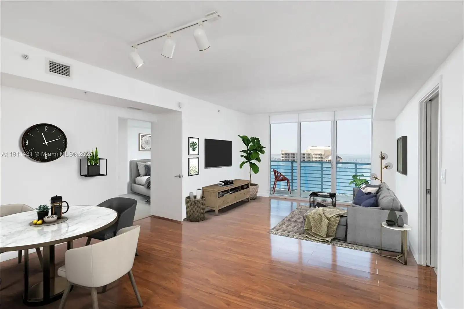 335 S Biscayne Blvd # 3207, Miami FL 33131 photo 5