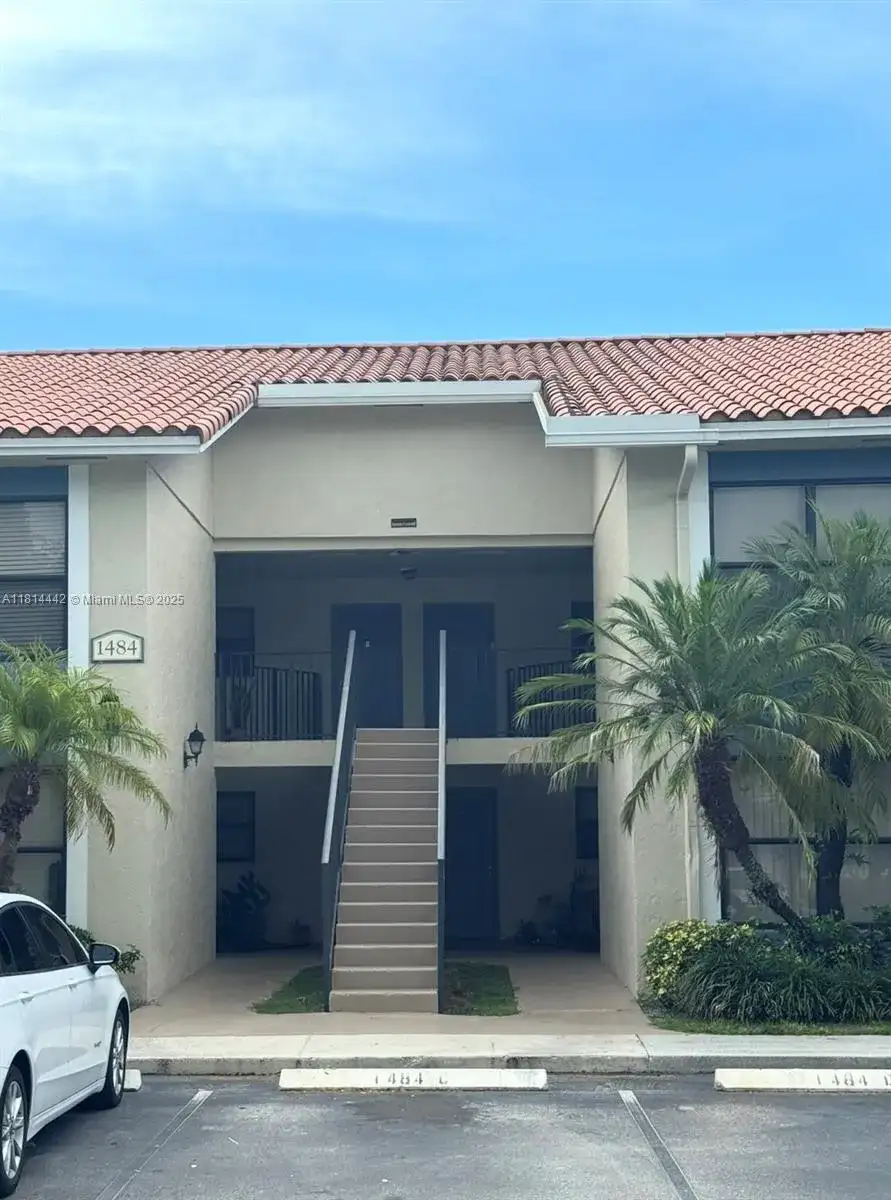 1484 Lake Crystal Dr, West Palm Beach FL 33411 photo 2