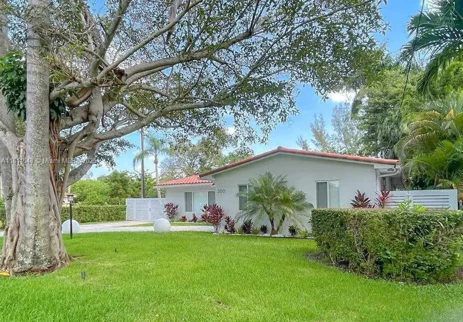 200 NW 86th St # 0, El Portal FL 33150 photo 3