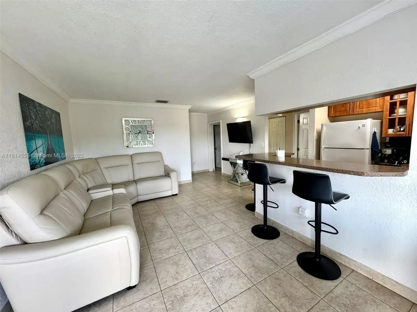 4050 NW 135th St # 11, Opa-Locka FL 33054 photo 2