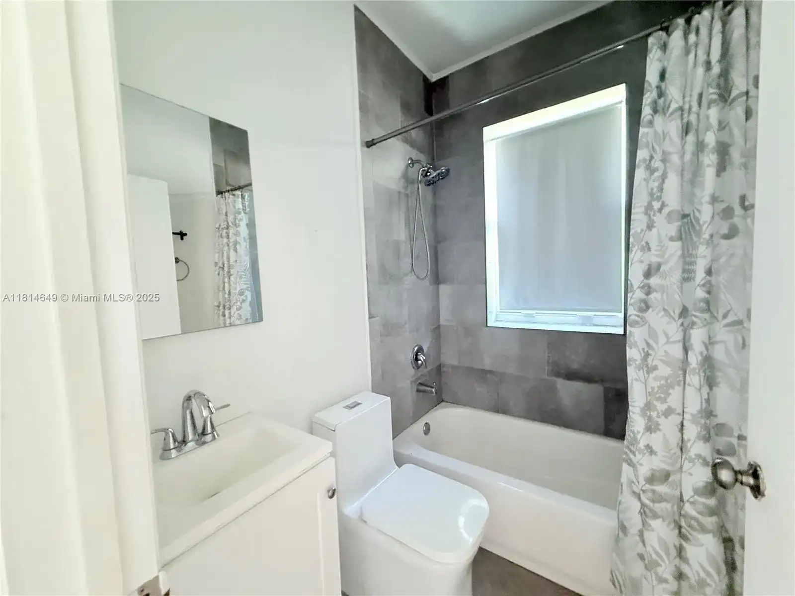 402 NW 12th Ave # 209, Miami FL 33128 photo 5
