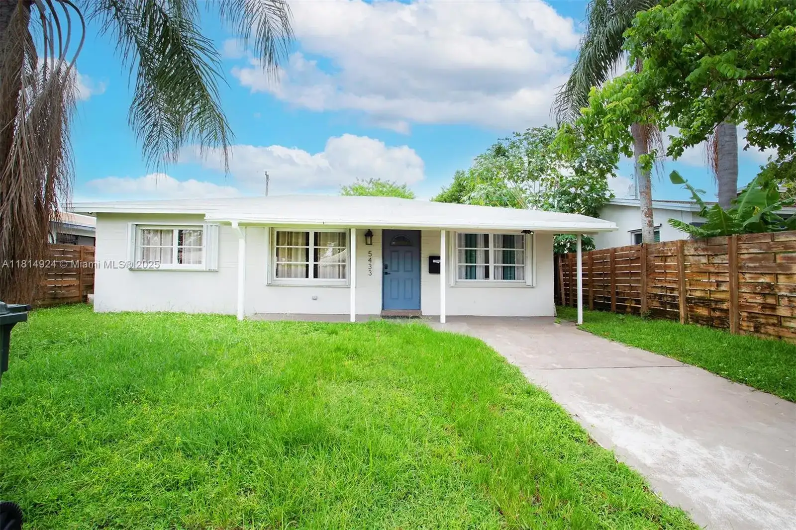 5433 NE 1st Ave, Oakland Park FL 33334 photo 3