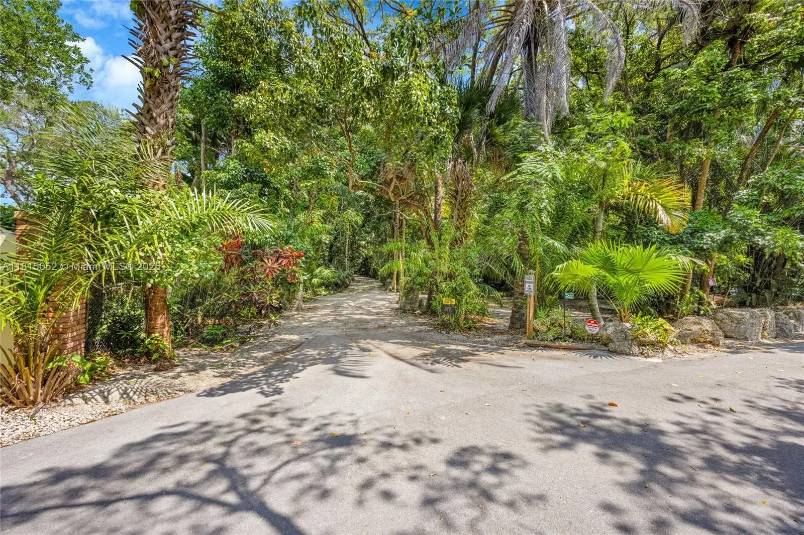 10005 Snapper Creek Rd, Coral Gables FL 33156 photo 3