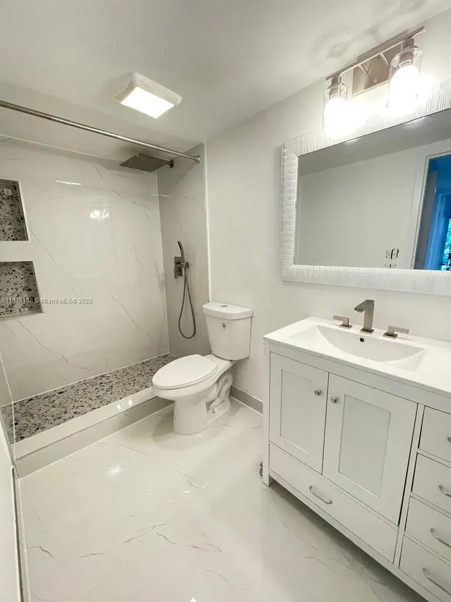 4810 NW 79th Ave # 205, Doral FL 33166 photo 4
