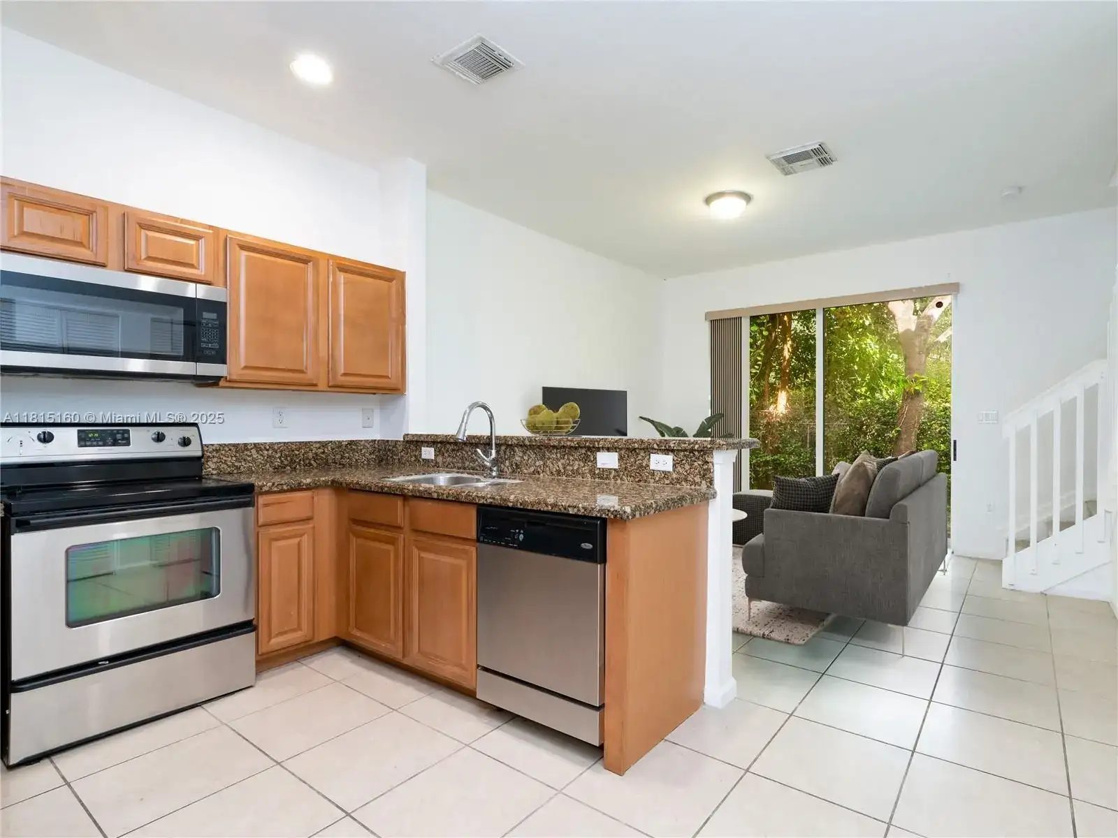 21217 NW 14th Pl # 22, Miami Gardens FL 33169 photo 4