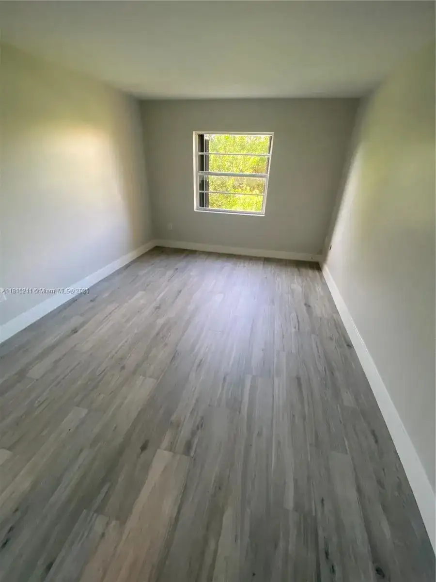9455 W Flagler St # C201, Miami FL 33174 photo 5