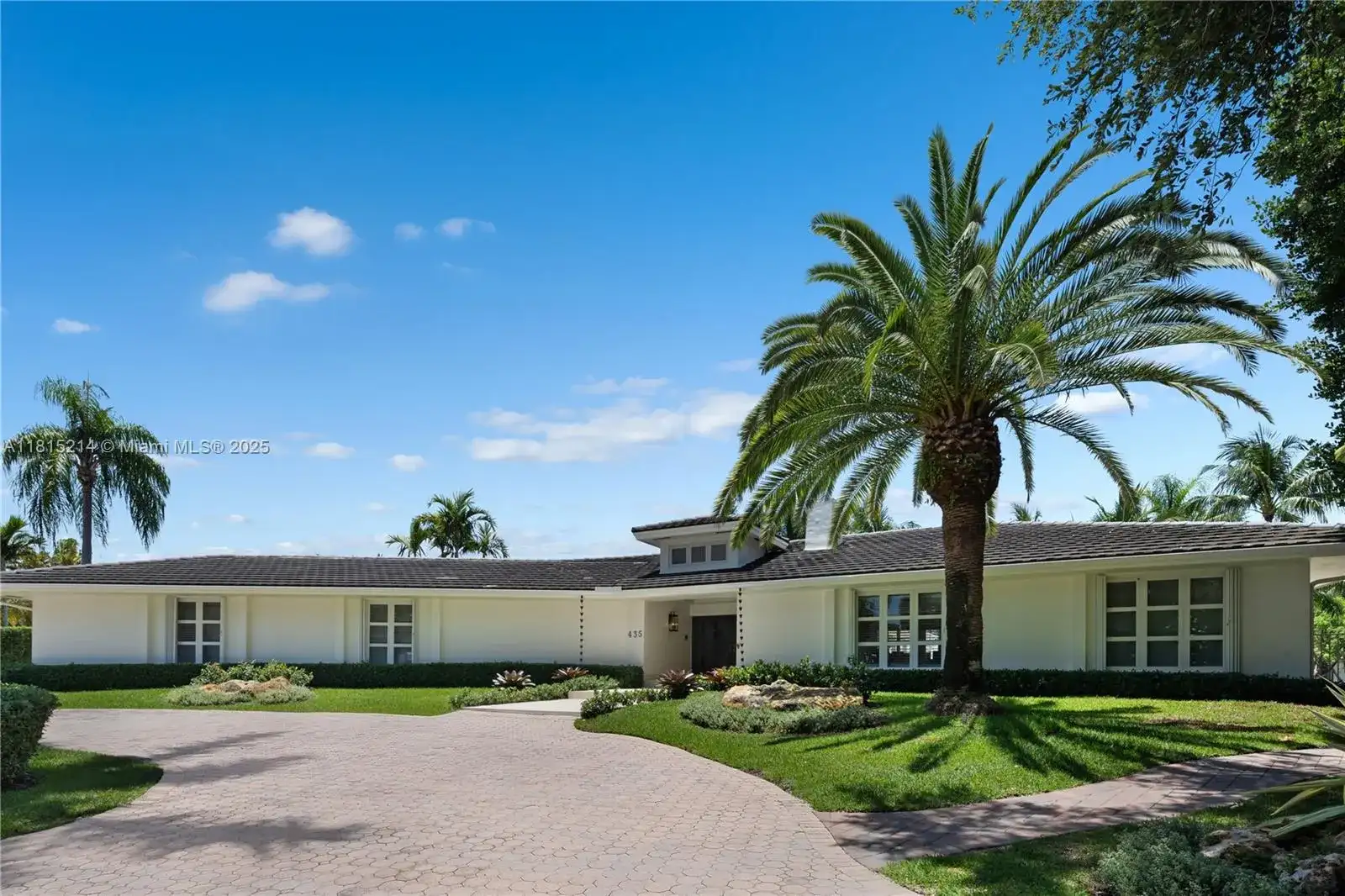 435 Marquesa Dr, Coral Gables FL 33156 photo 2