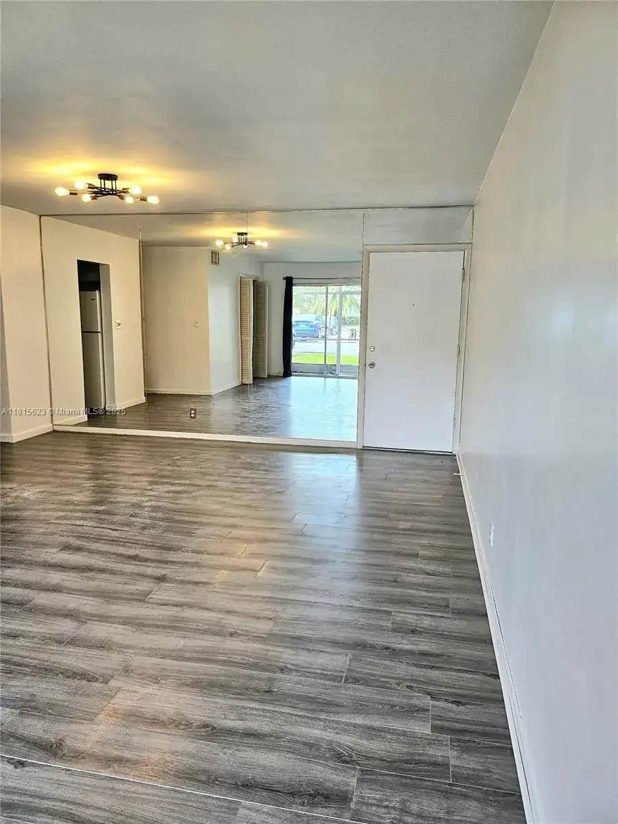 3020 NE 16th Ave # 103, Oakland Park FL 33334 photo 4