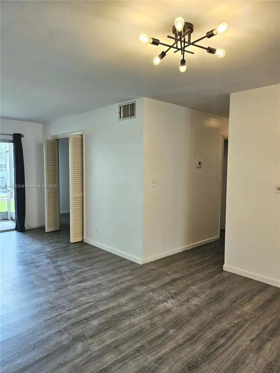 3020 NE 16th Ave # 103, Oakland Park FL 33334 photo 5