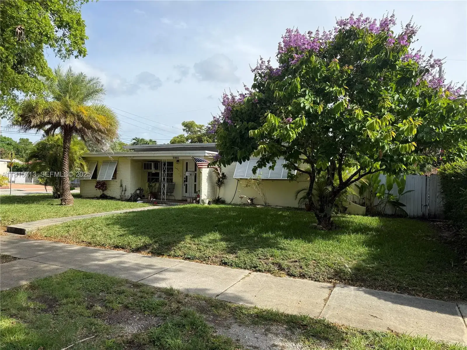 6491 SW 18th St, West Miami FL 33155 photo 3
