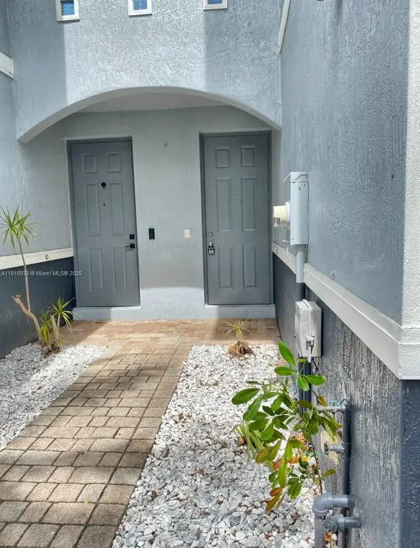 1446 NW 34th Way # 1446, Lauderhill FL 33311 photo 2