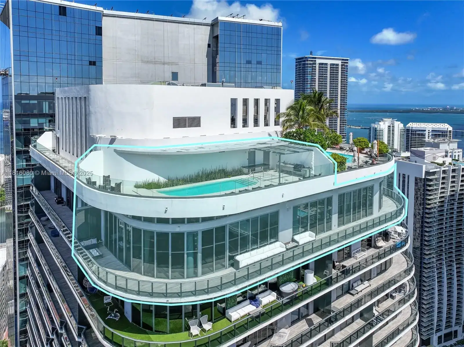 801 S Miami Ave, Miami FL 33130 photo 2