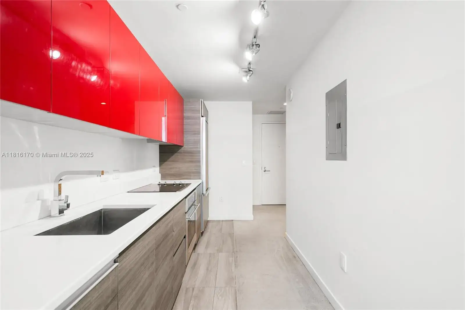 1100 S Miami Ave # 2306, Miami FL 33130 photo 3