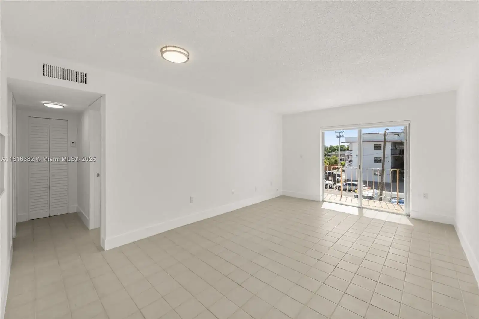 6200 W Flagler St # 308, Miami FL 33144 photo 3