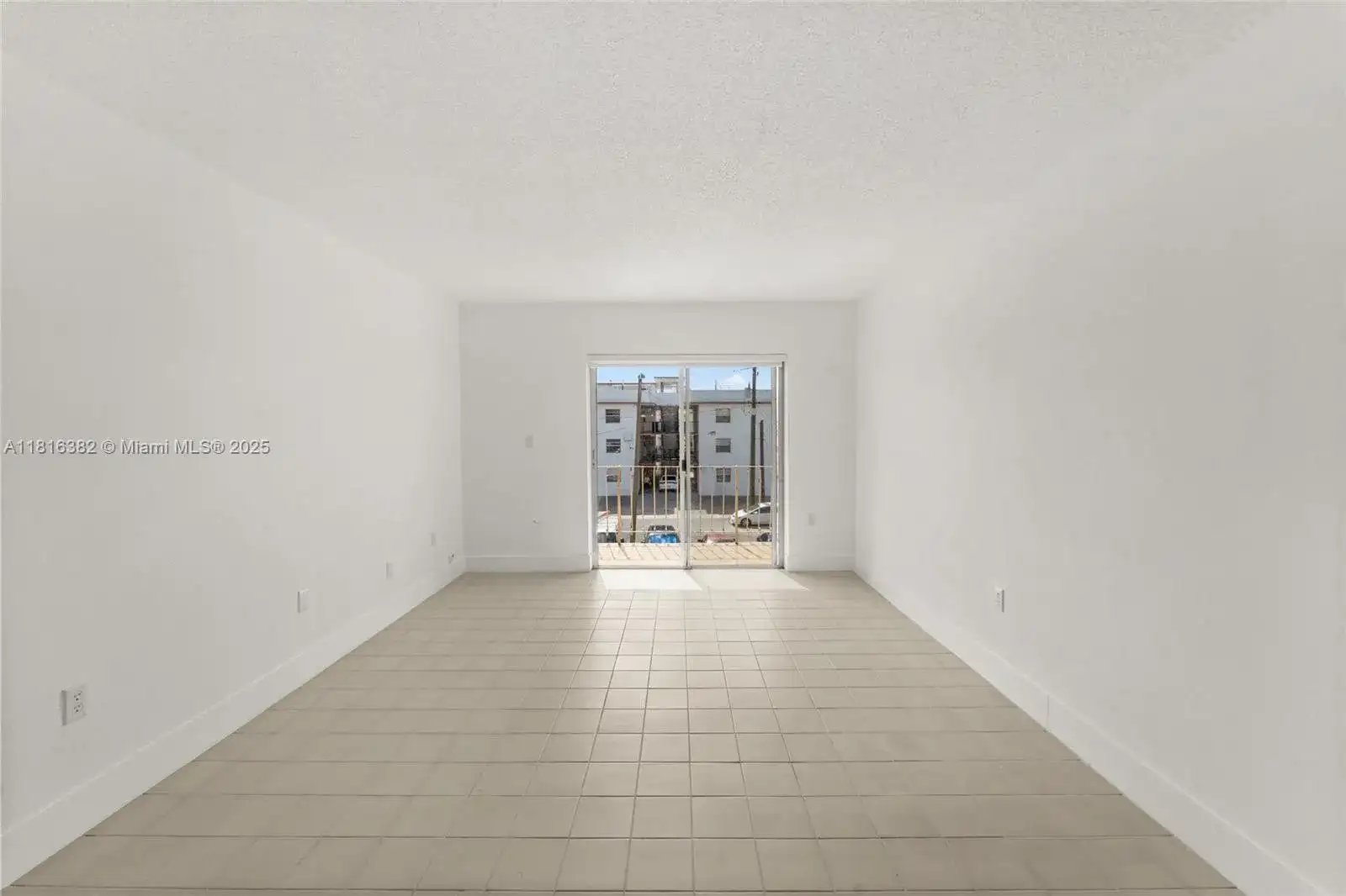 6200 W Flagler St # 308, Miami FL 33144 photo 4