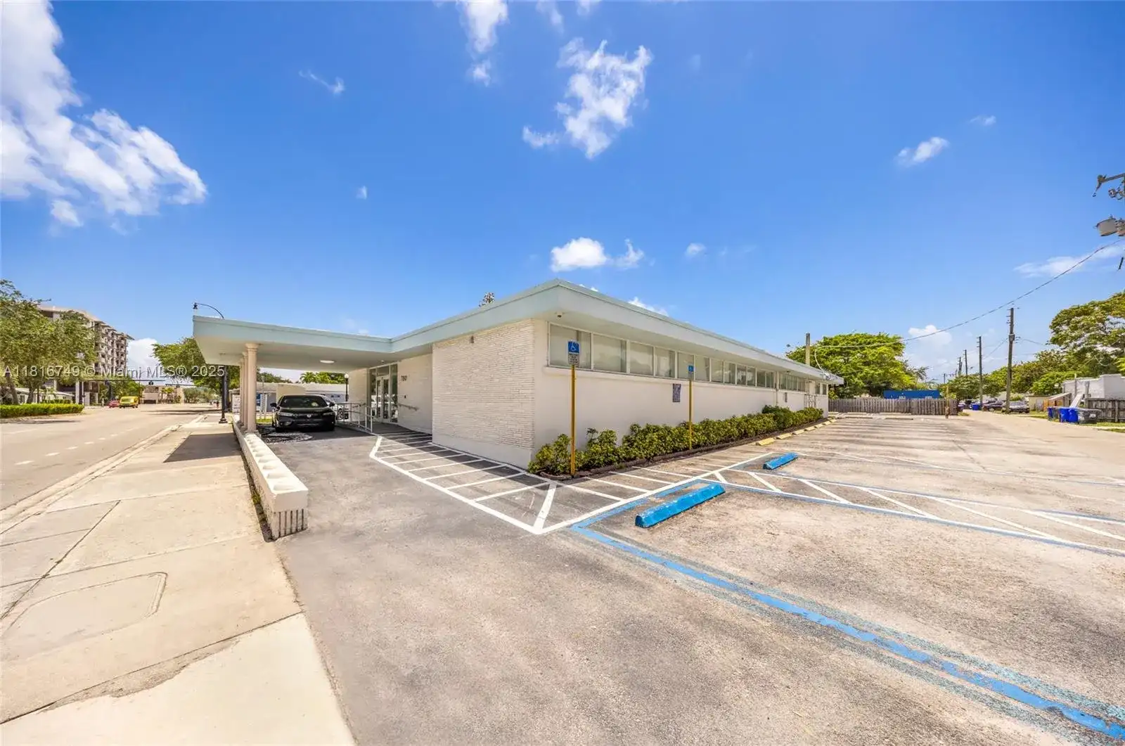 750 S Federal Hwy, Hollywood FL 33020 photo 4