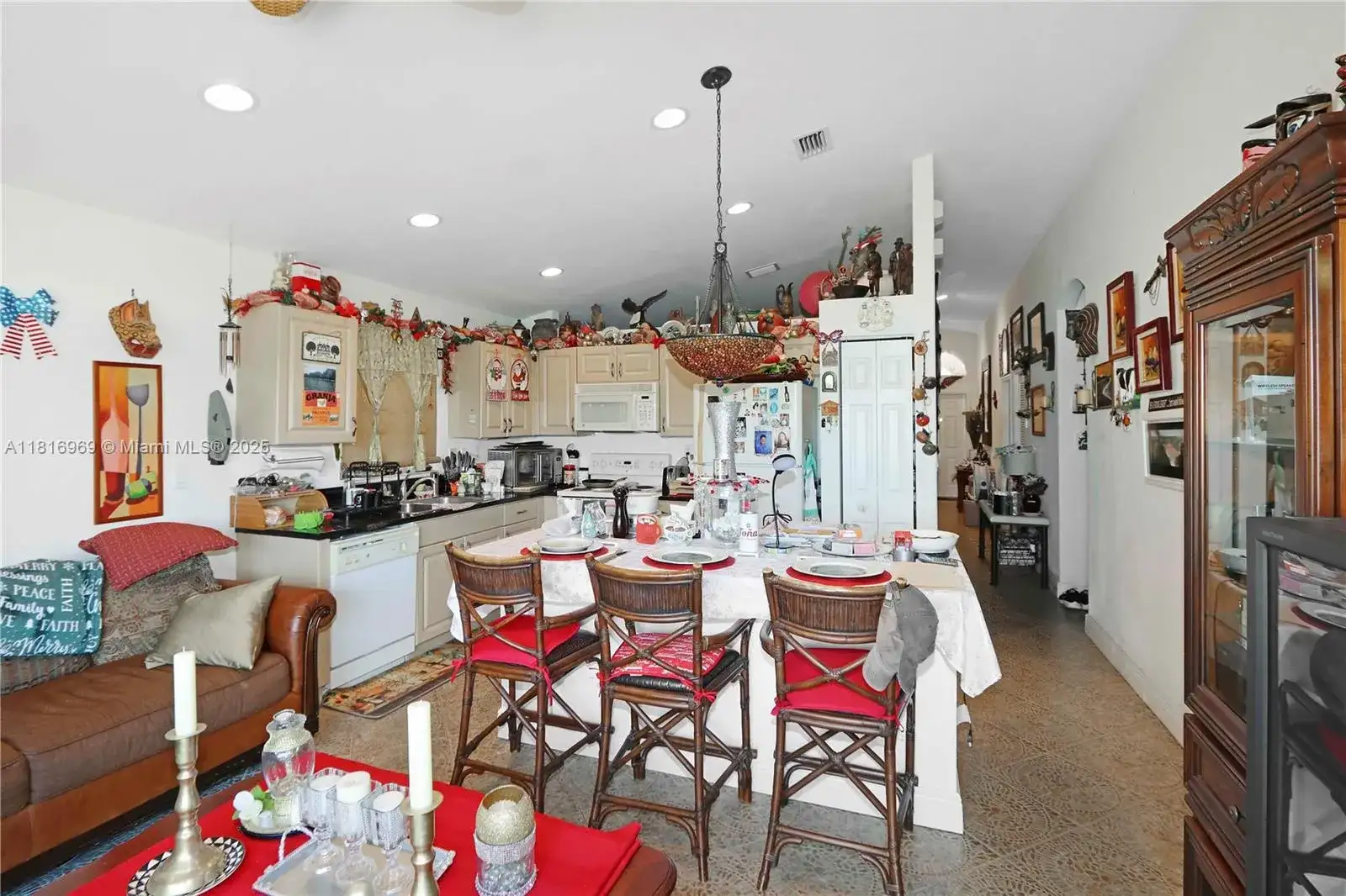 1585 SE 20th Rd, Homestead FL 33035 photo 4