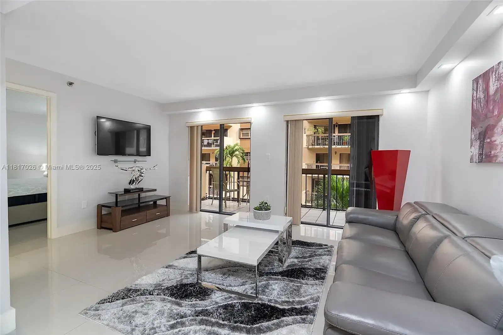 5249 NW 7th St # 203, Miami FL 33126 photo 5