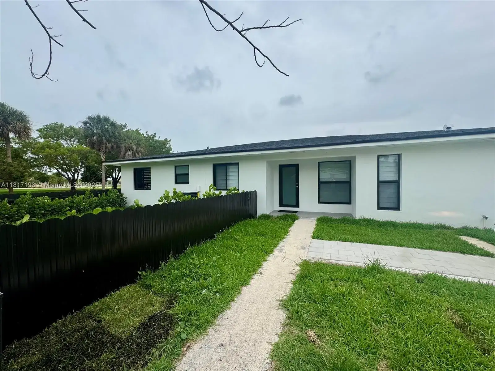 20640 Manta Dr # 20640, Cutler Bay FL 33189 photo 2
