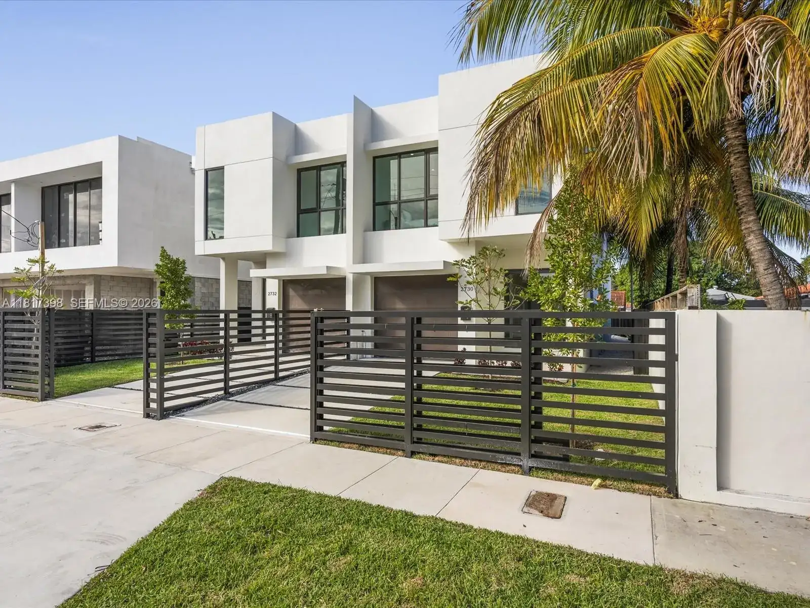 2732 SW 31st Ave, Miami FL 33133 photo 3