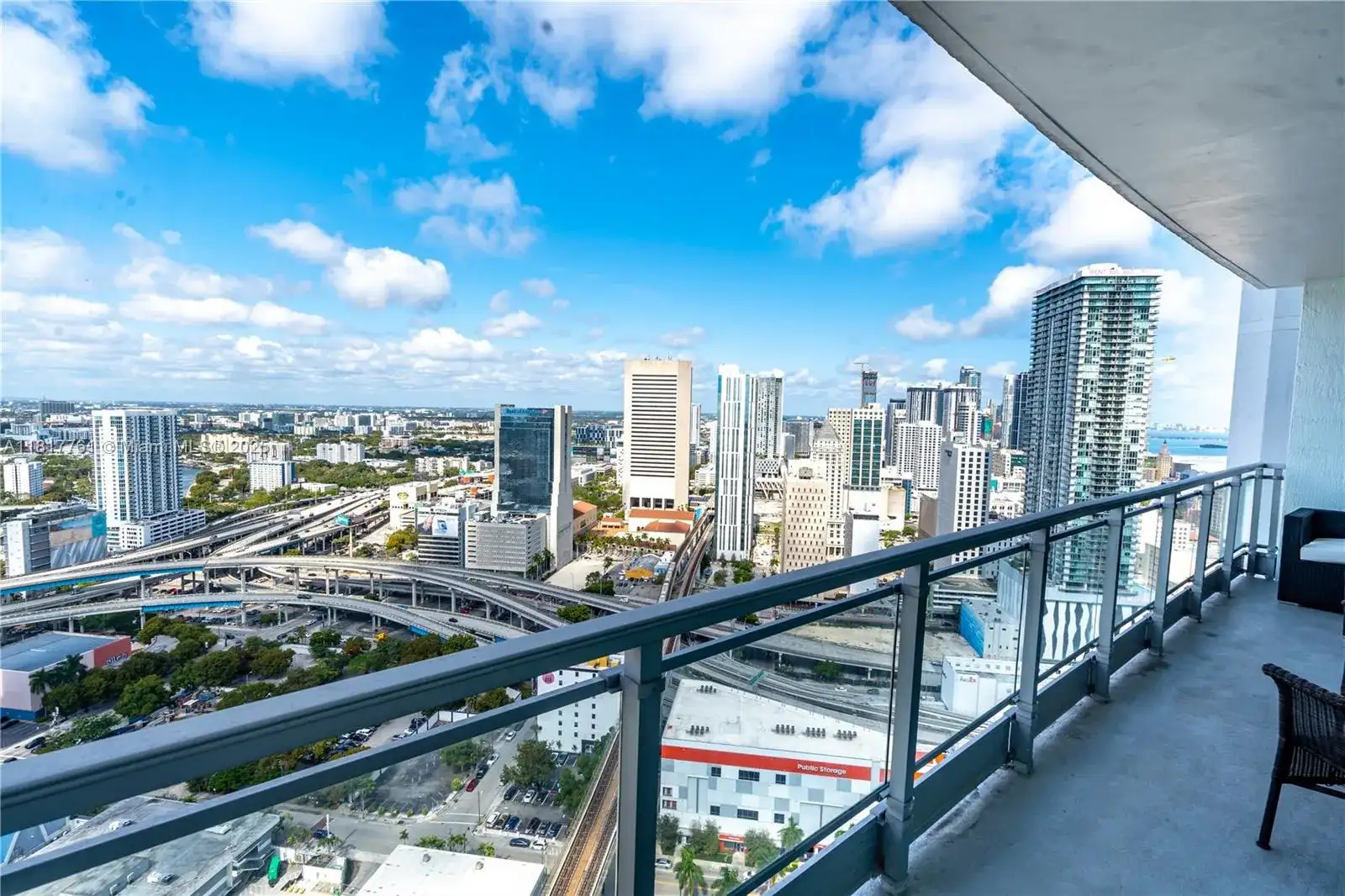 90 SW 3rd St # 3707, Miami FL 33130 photo 2