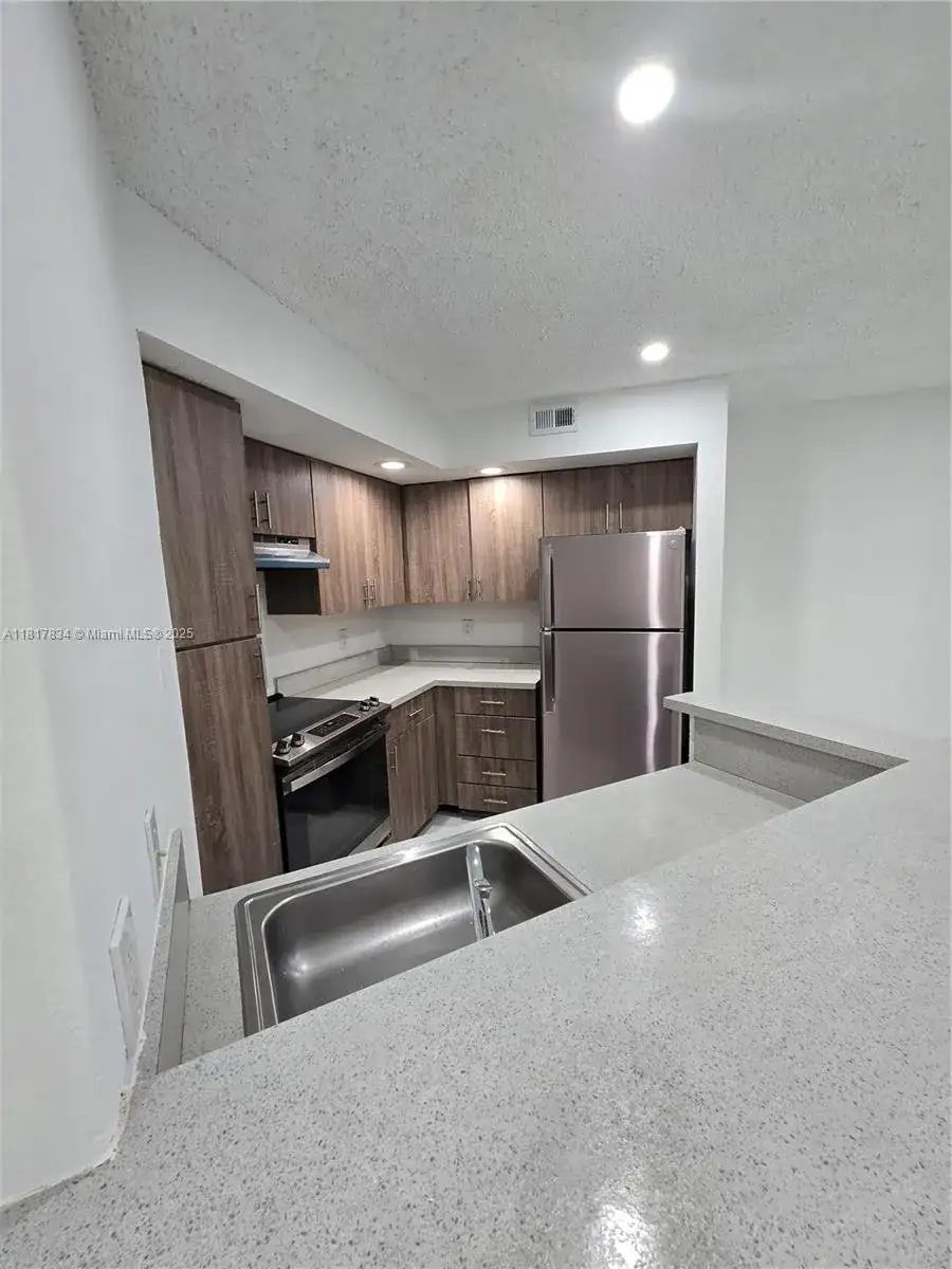 595 Vista Isles Dr # 1913, Sunrise FL 33325 photo 3